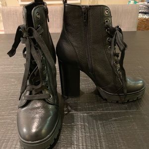 Steve Madden Laurie Black Boot Heels